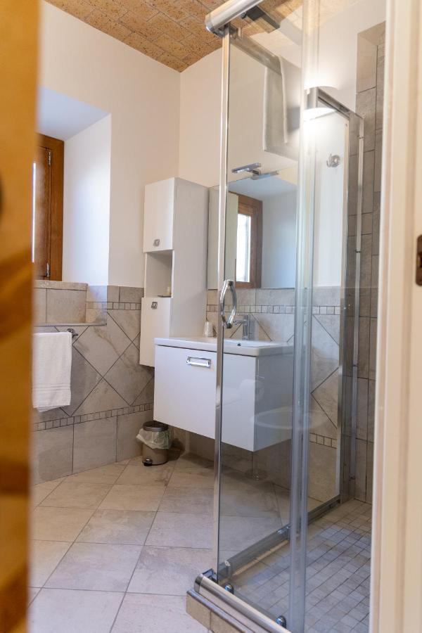 Casale Dei Priori Bed & Breakfast Rocca Massima Dış mekan fotoğraf
