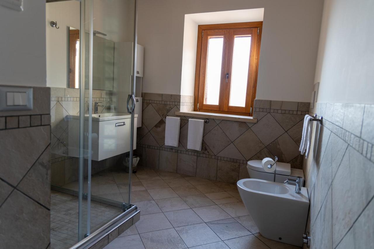 Casale Dei Priori Bed & Breakfast Rocca Massima Dış mekan fotoğraf