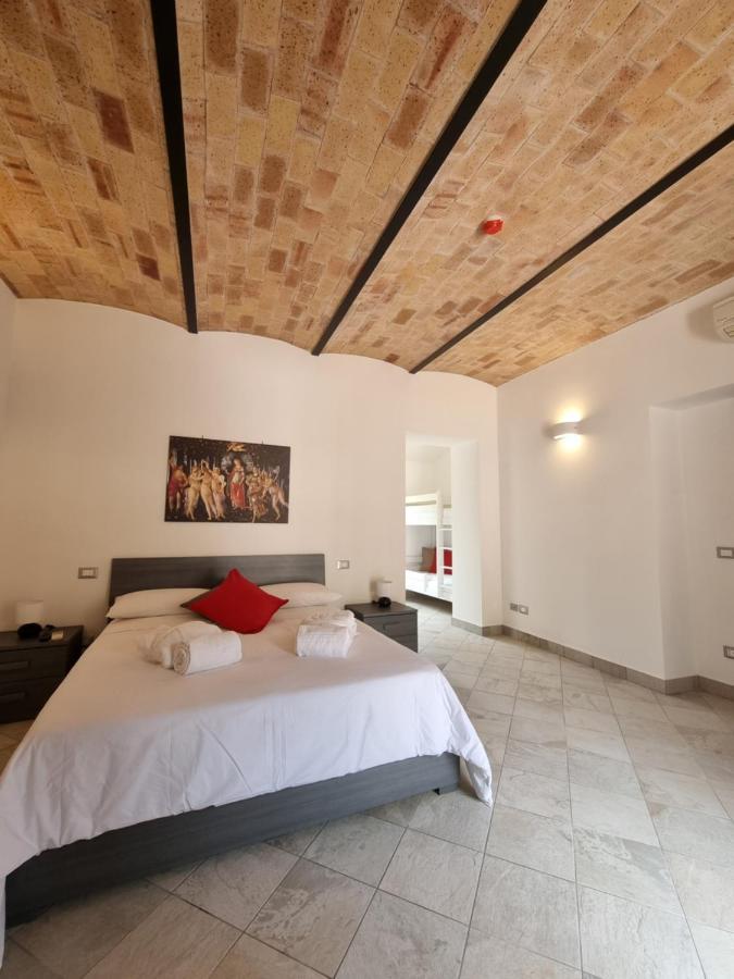 Casale Dei Priori Bed & Breakfast Rocca Massima Dış mekan fotoğraf