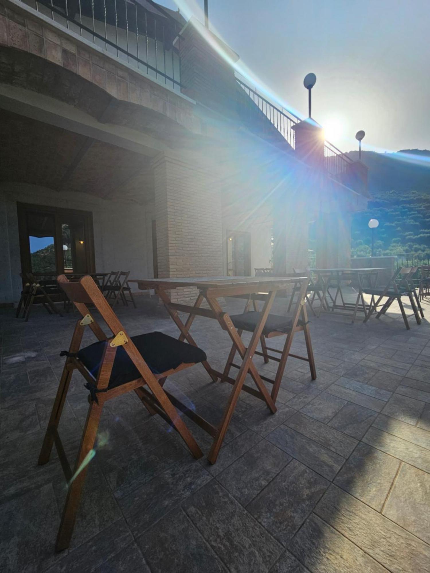Casale Dei Priori Bed & Breakfast Rocca Massima Dış mekan fotoğraf