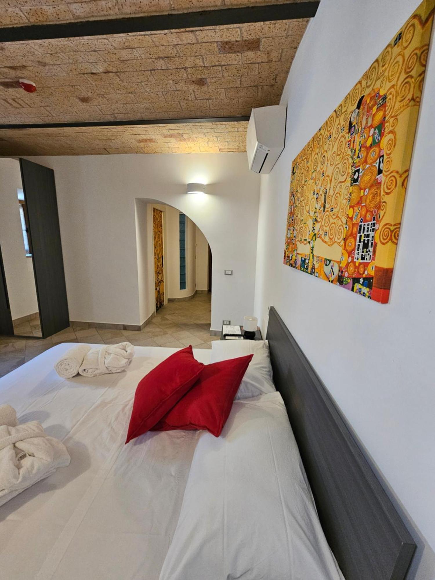 Casale Dei Priori Bed & Breakfast Rocca Massima Dış mekan fotoğraf